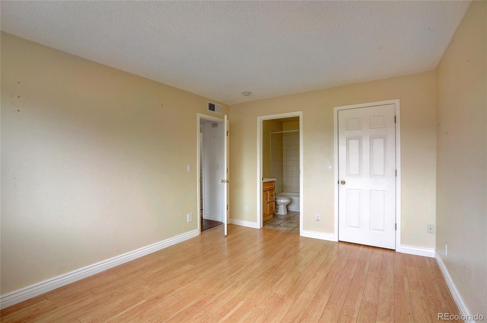 MLS Image #17 for 8770  corona street,denver, Colorado