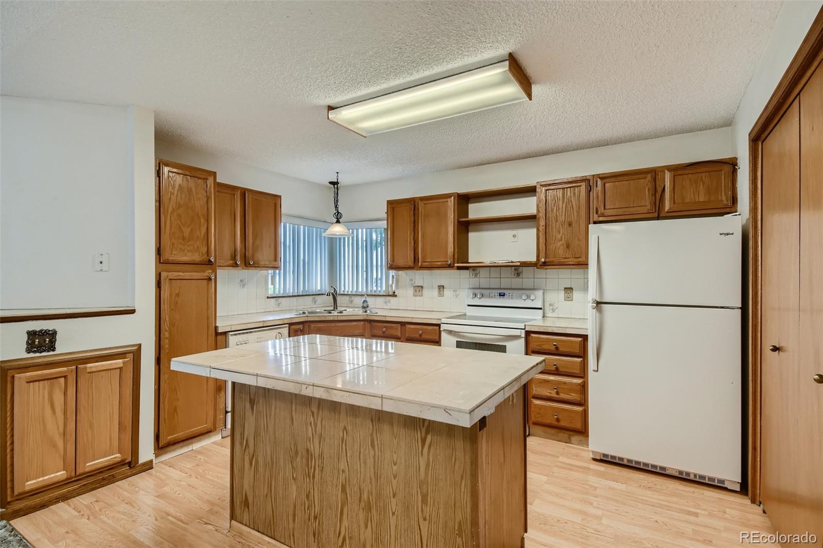 MLS Image #10 for 1865  august lane,brighton, Colorado