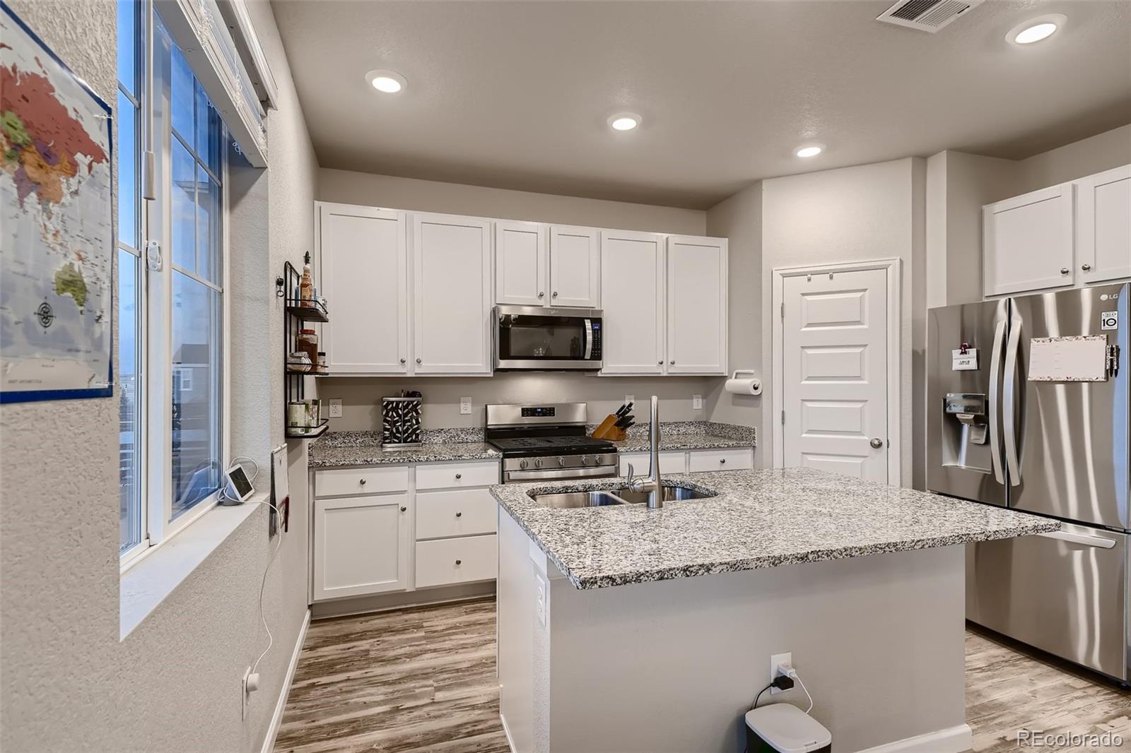 MLS Image #6 for 26839 e 1st place,aurora, Colorado