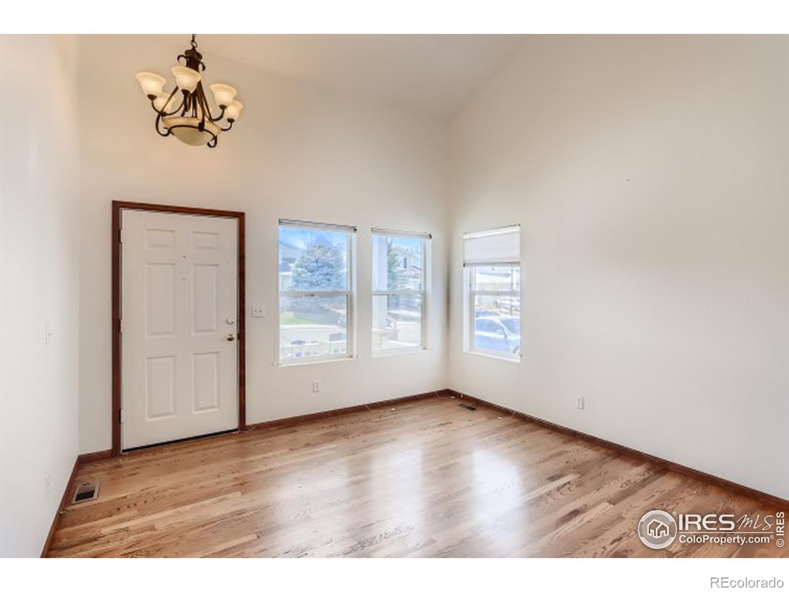 MLS Image #3 for 1262  monarch drive,longmont, Colorado