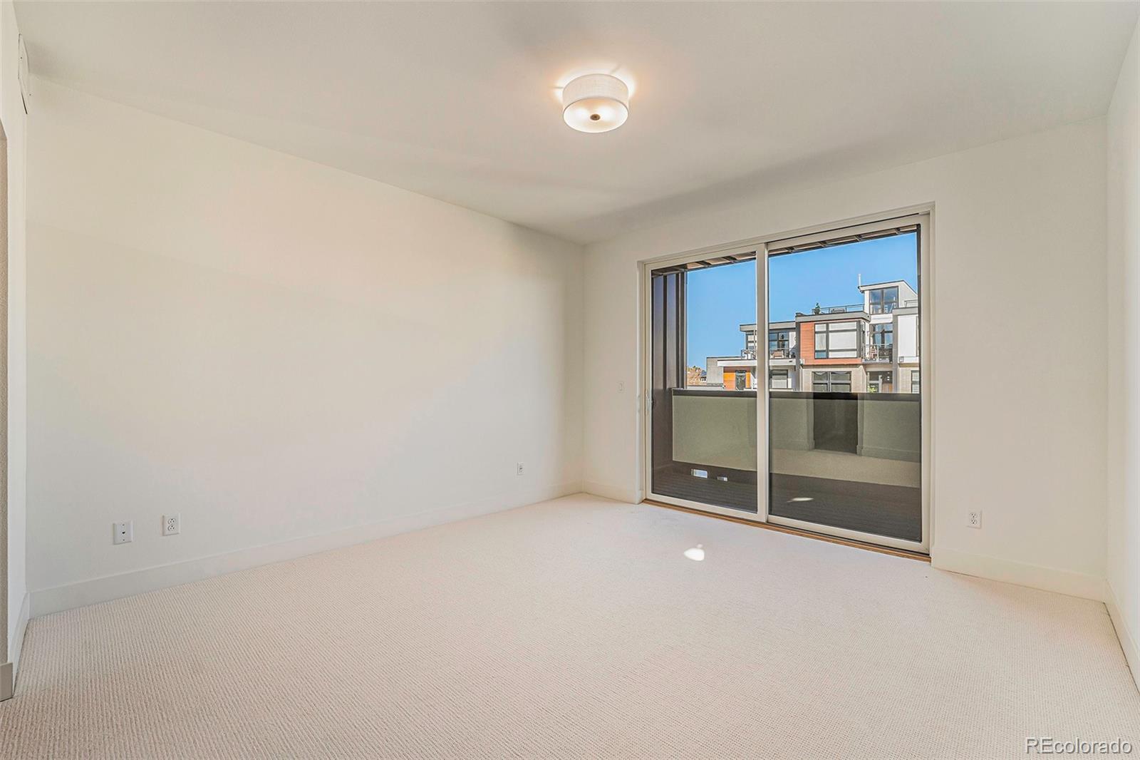 MLS Image #13 for 6920 e lowry boulevard,denver, Colorado