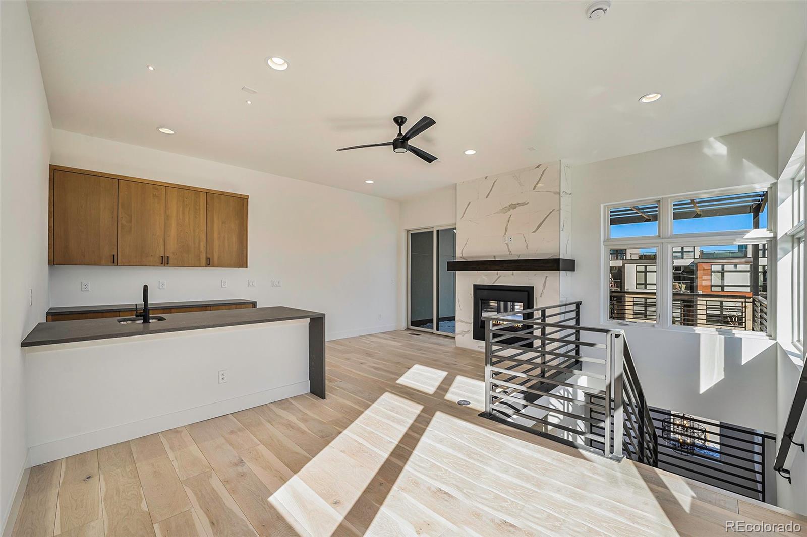 MLS Image #21 for 6920 e lowry boulevard,denver, Colorado