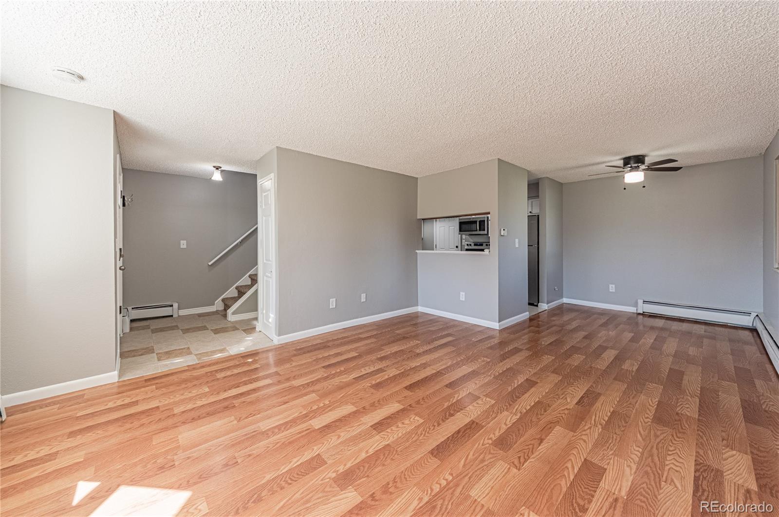 MLS Image #11 for 62  newark street,aurora, Colorado