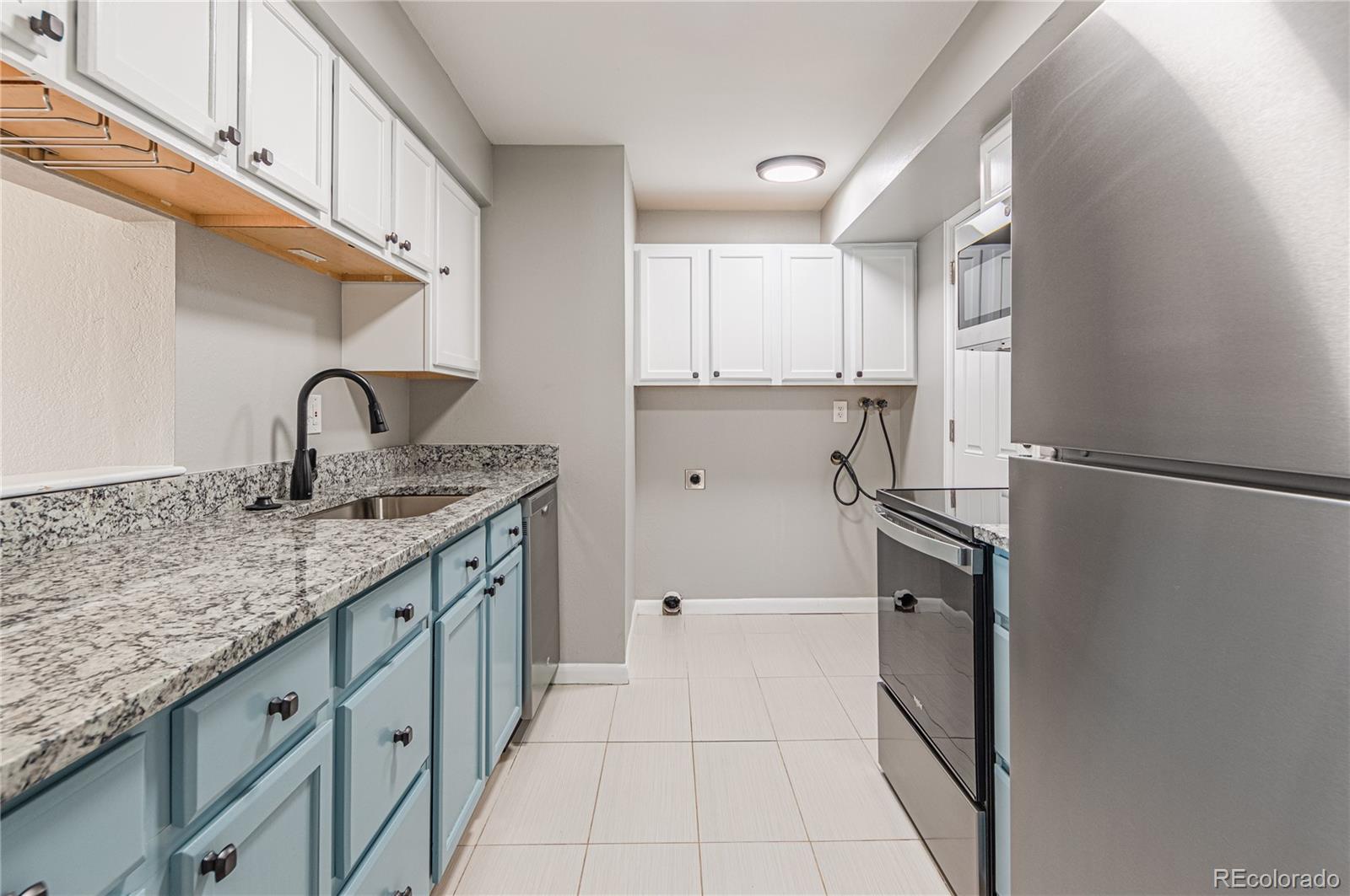 MLS Image #13 for 62  newark street,aurora, Colorado