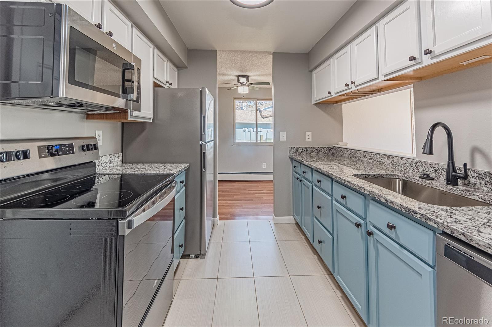 MLS Image #14 for 62  newark street,aurora, Colorado