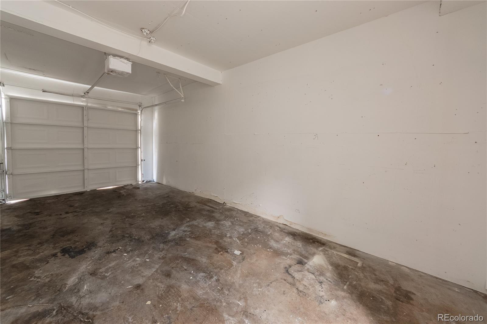 MLS Image #16 for 62  newark street,aurora, Colorado