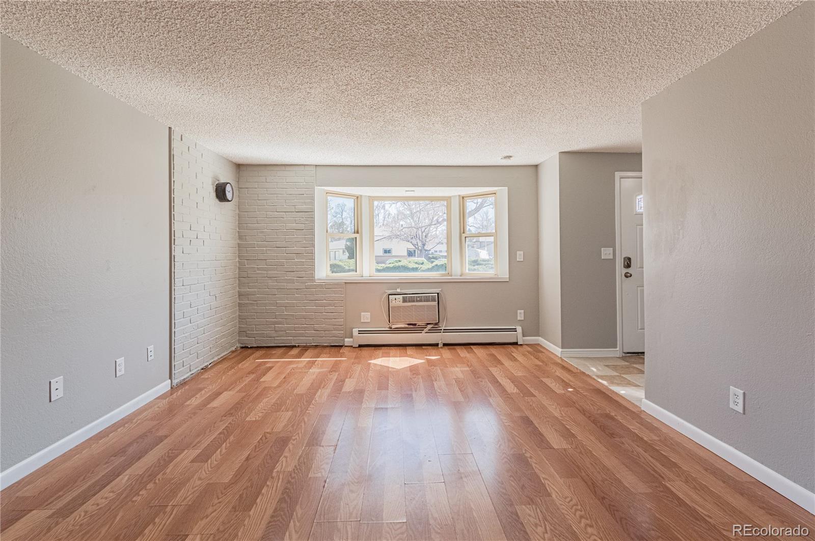 MLS Image #21 for 62  newark street,aurora, Colorado