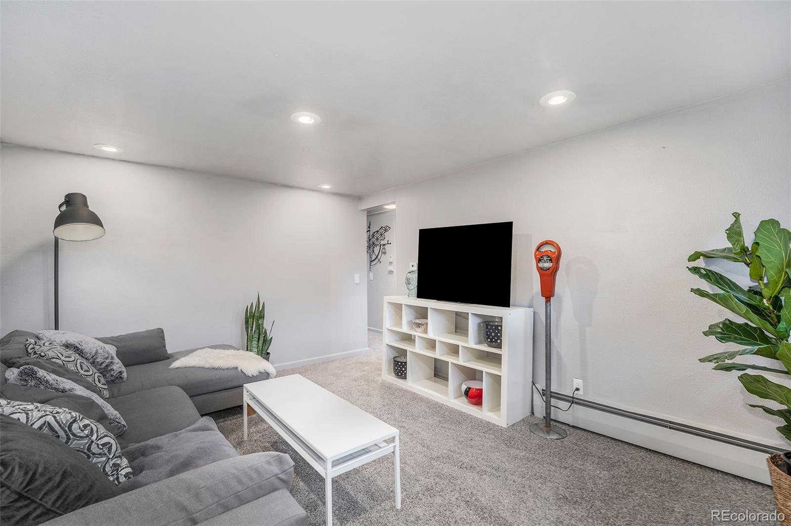 MLS Image #8 for 6508 w 14th avenue,lakewood, Colorado