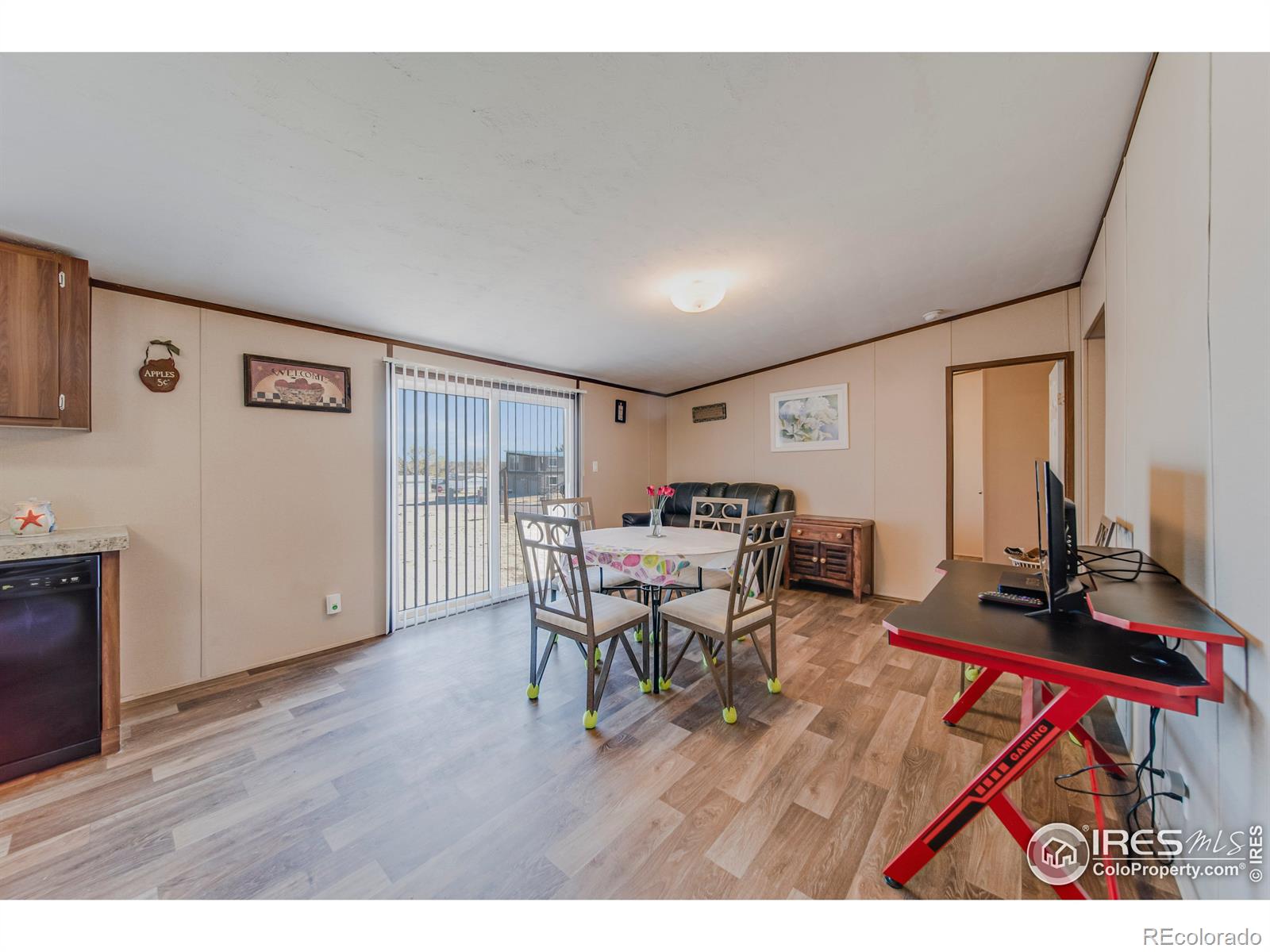 MLS Image #7 for 209  larch drive,log lane village, Colorado