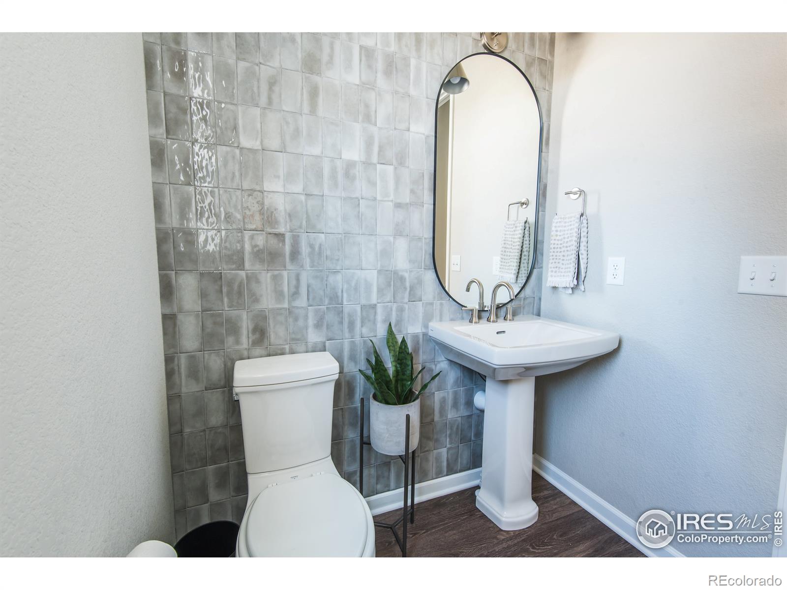 MLS Image #2 for 515  pikes view drive,erie, Colorado