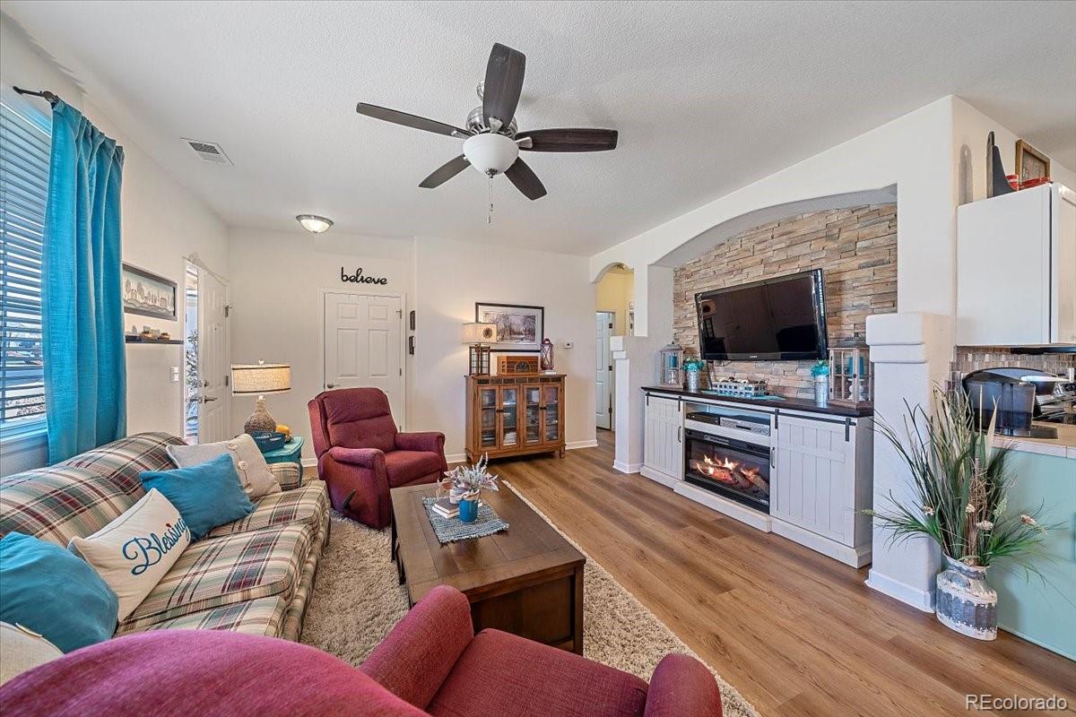 MLS Image #4 for 22560 e ontario drive,aurora, Colorado