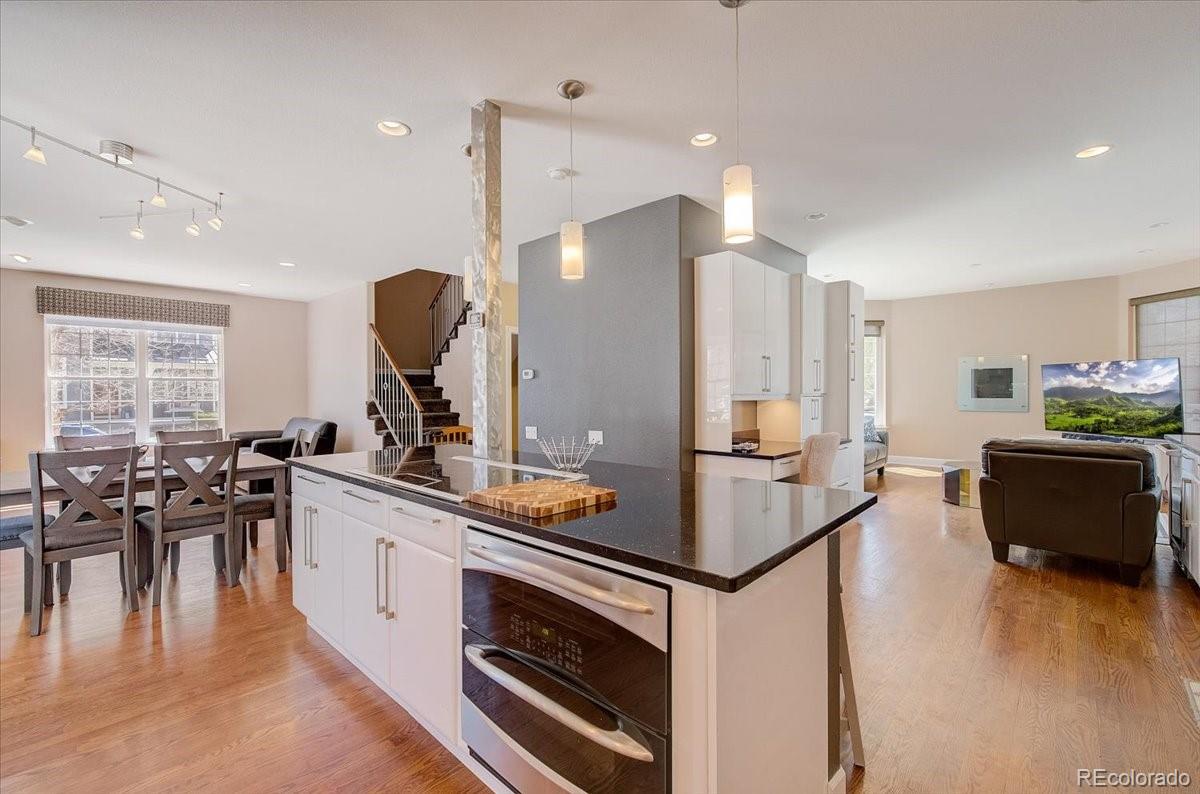 MLS Image #10 for 7703 e 8th place,denver, Colorado