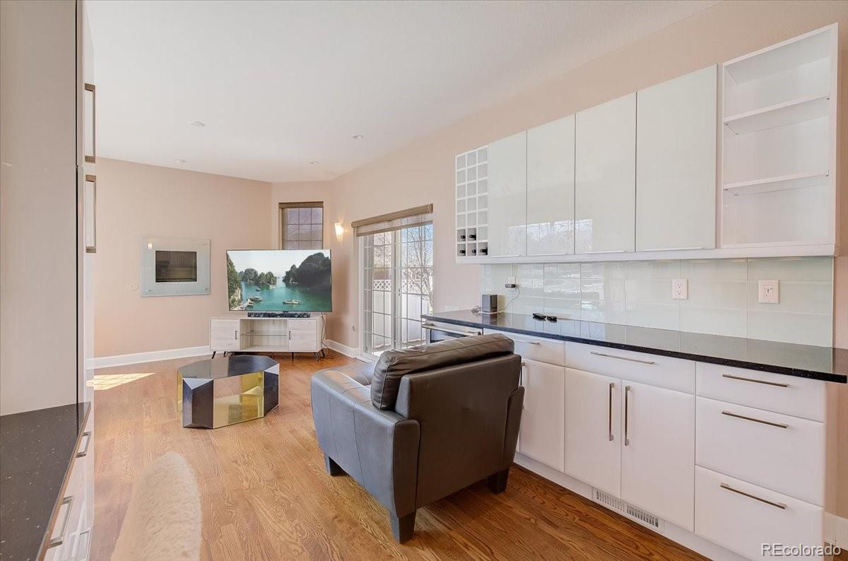 MLS Image #11 for 7703 e 8th place,denver, Colorado