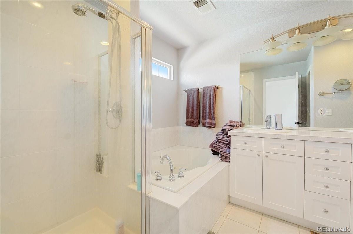 MLS Image #17 for 7703 e 8th place,denver, Colorado