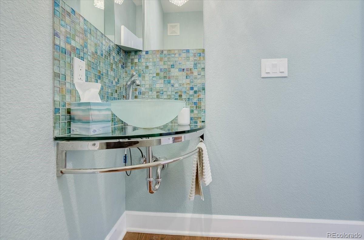 MLS Image #21 for 7703 e 8th place,denver, Colorado