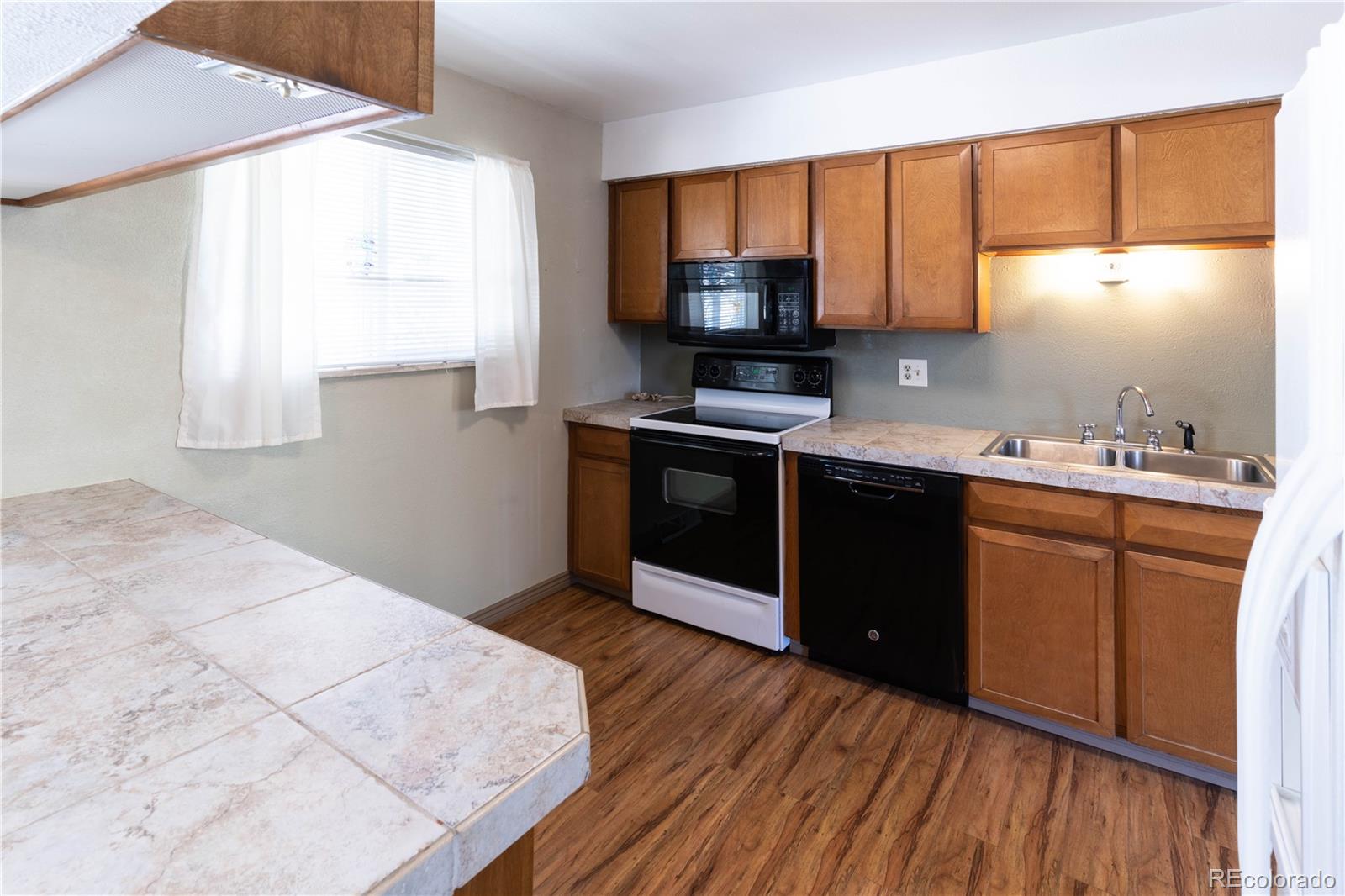 MLS Image #5 for 6841 w 68th place,arvada, Colorado