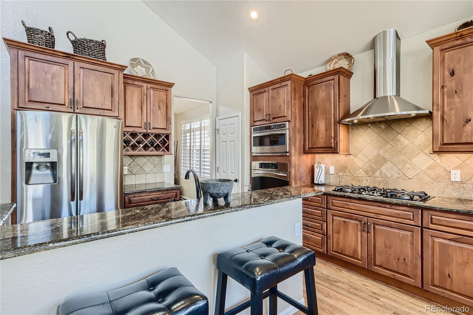 MLS Image #7 for 7401 s crescent court,littleton, Colorado