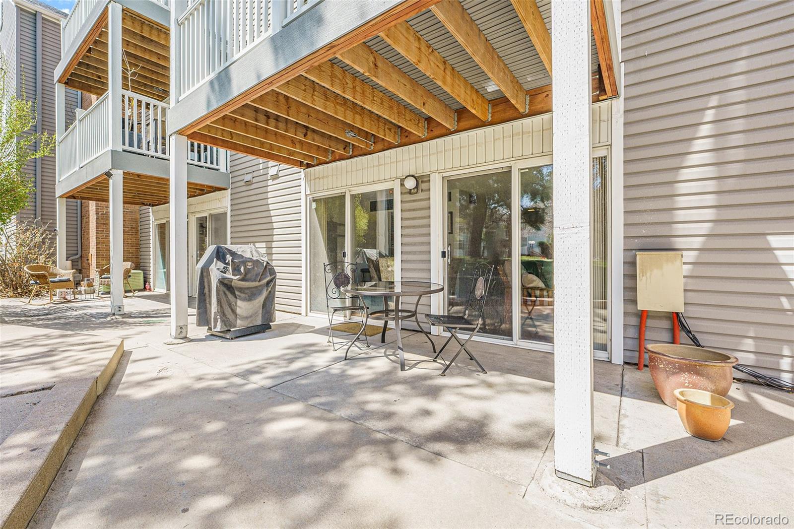 MLS Image #2 for 3325 s monaco parkway,denver, Colorado
