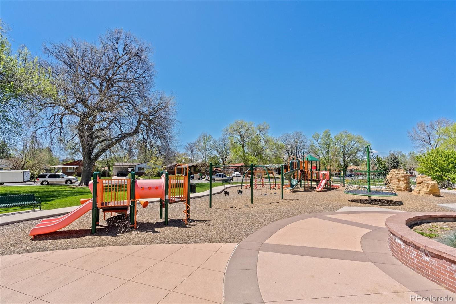 MLS Image #28 for 4469 s pearl street,englewood, Colorado