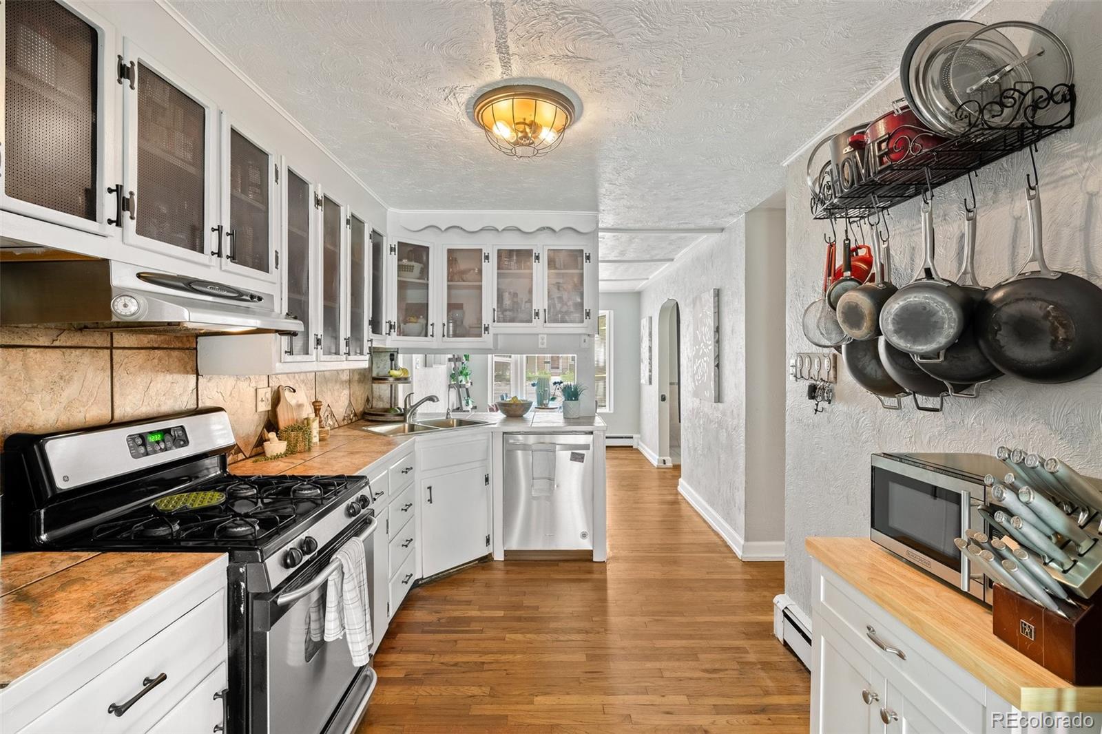 MLS Image #8 for 4469 s pearl street,englewood, Colorado