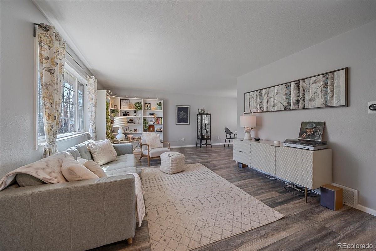 MLS Image #3 for 3147 s cathay circle,aurora, Colorado