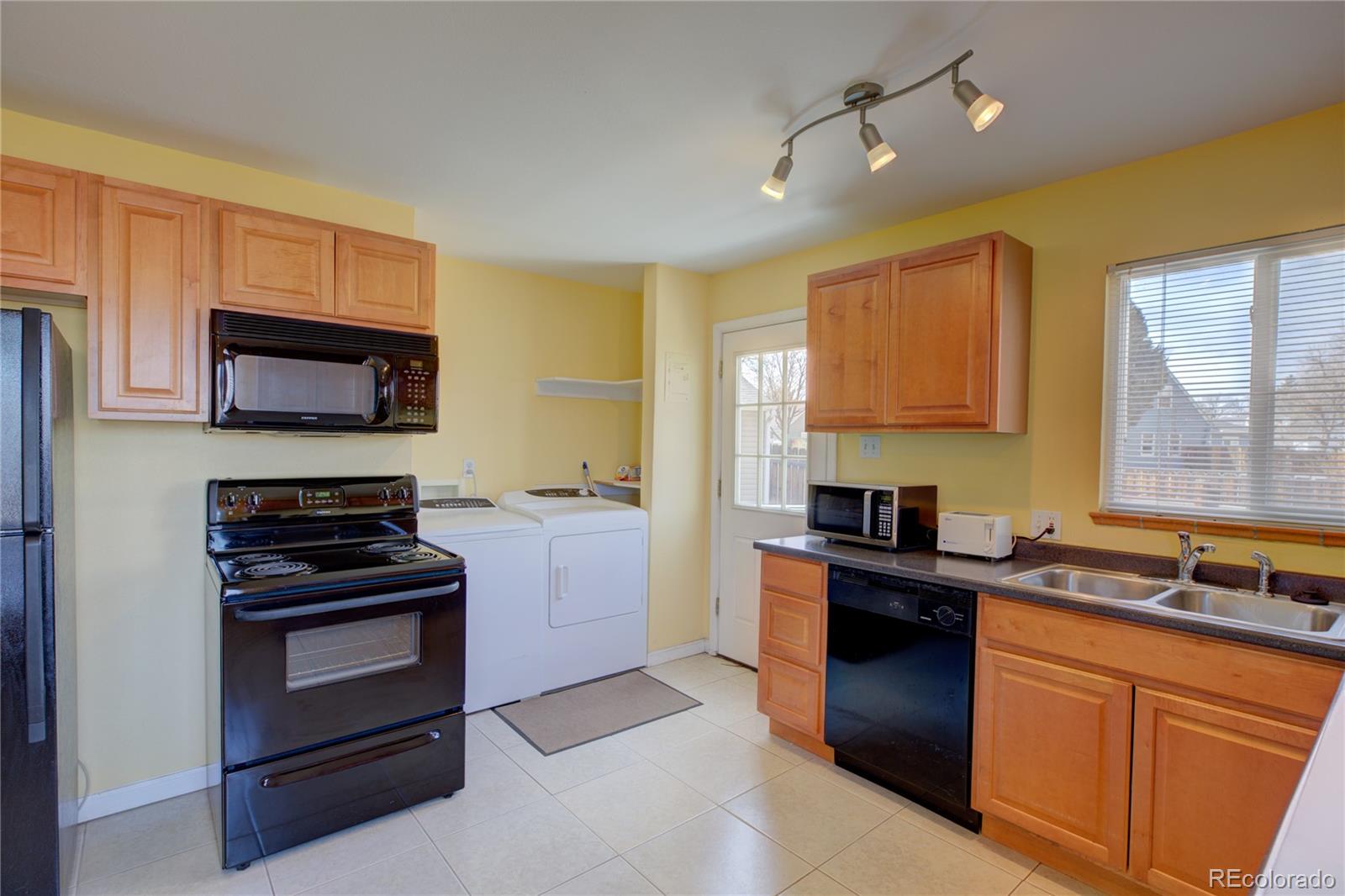 MLS Image #10 for 2501 s king street,denver, Colorado