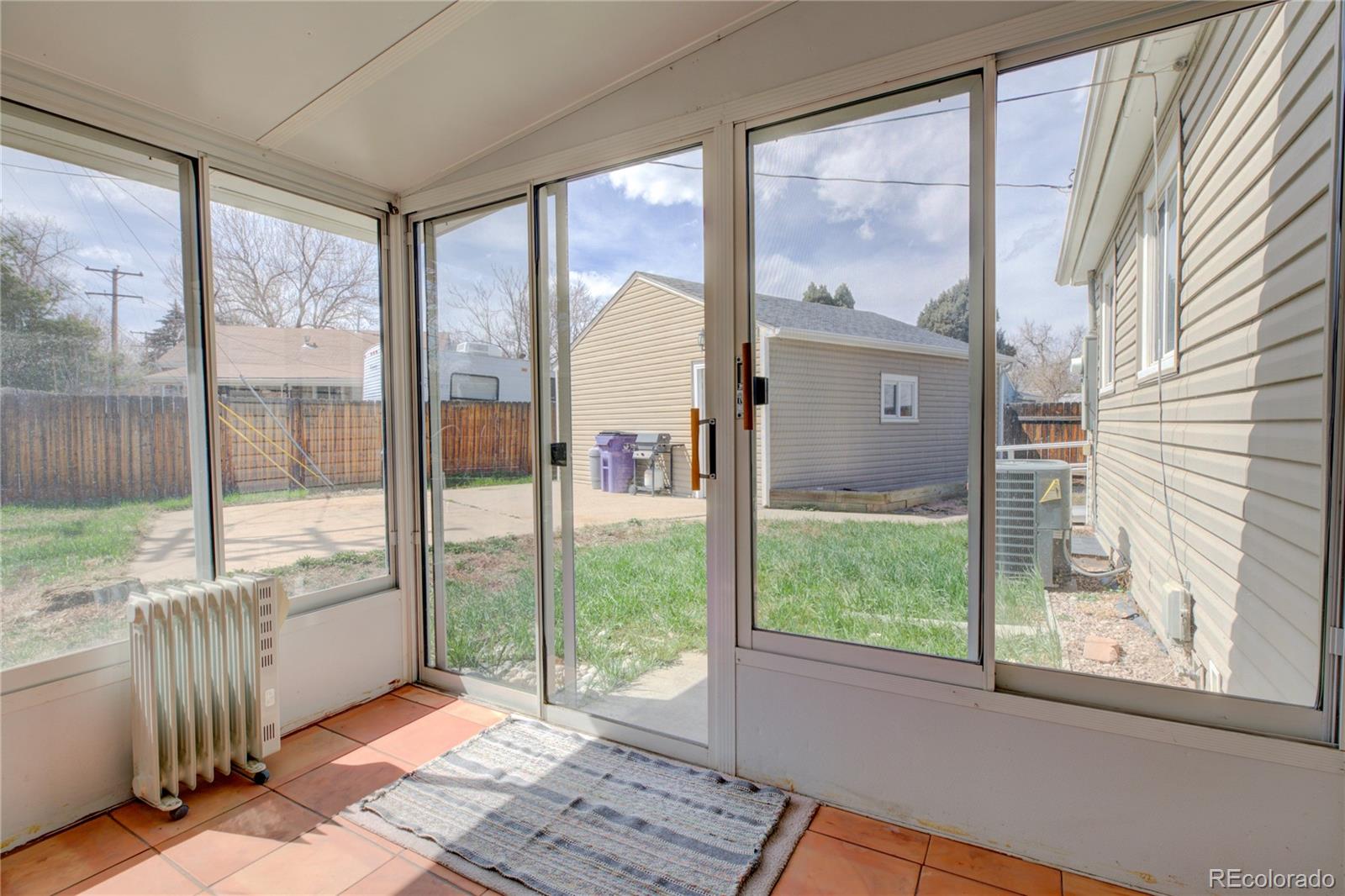 MLS Image #13 for 2501 s king street,denver, Colorado