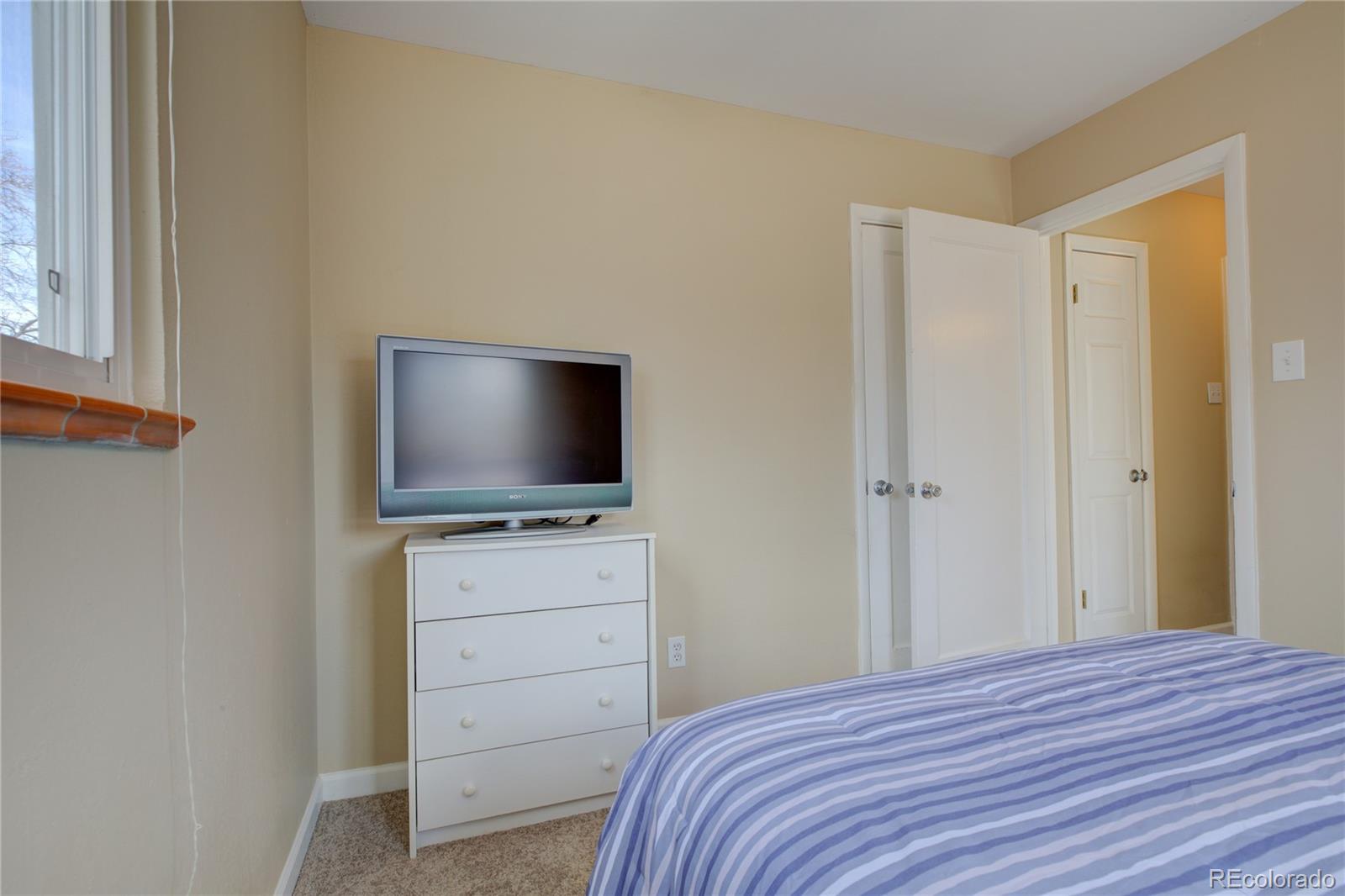 MLS Image #19 for 2501 s king street,denver, Colorado