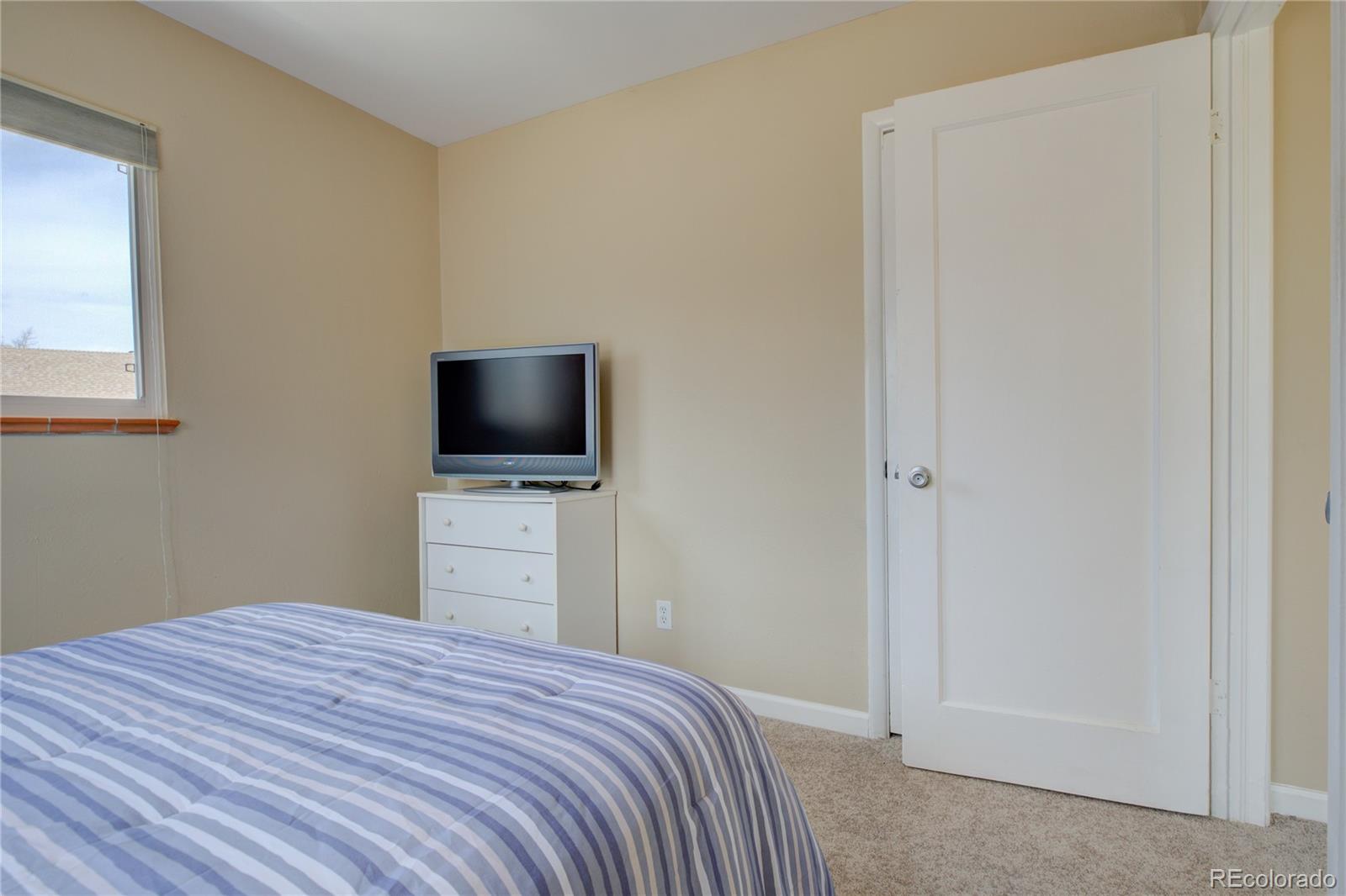 MLS Image #20 for 2501 s king street,denver, Colorado