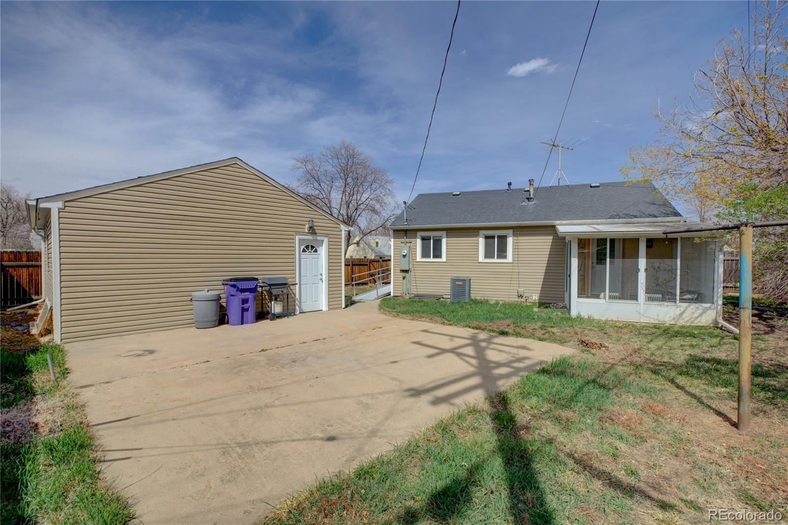 MLS Image #22 for 2501 s king street,denver, Colorado