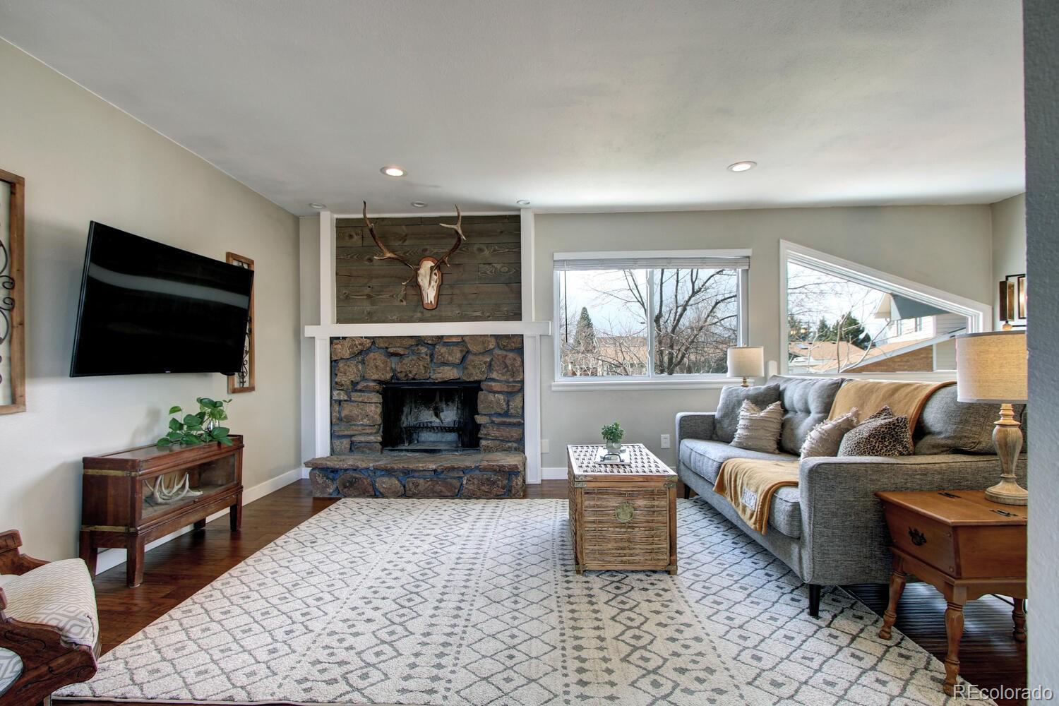 MLS Image #5 for 331  21st street,loveland, Colorado