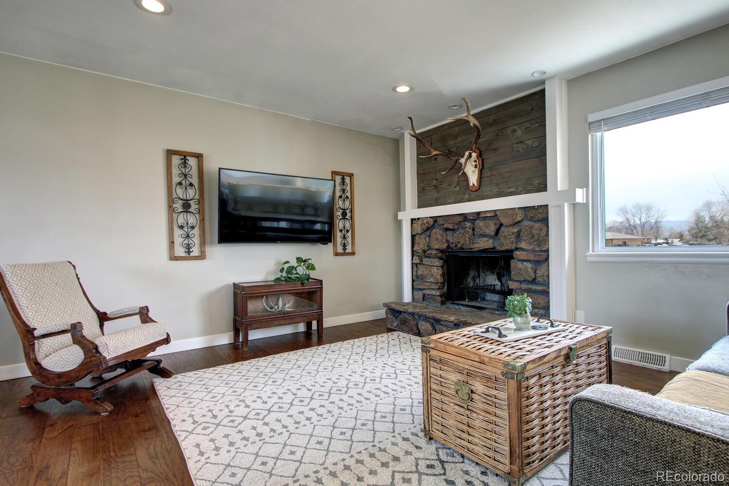 MLS Image #6 for 331  21st street,loveland, Colorado