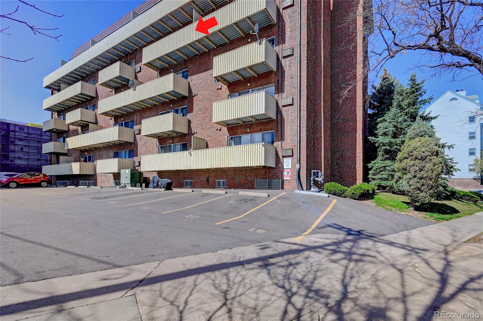MLS Image #17 for 4110  hale parkway,denver, Colorado