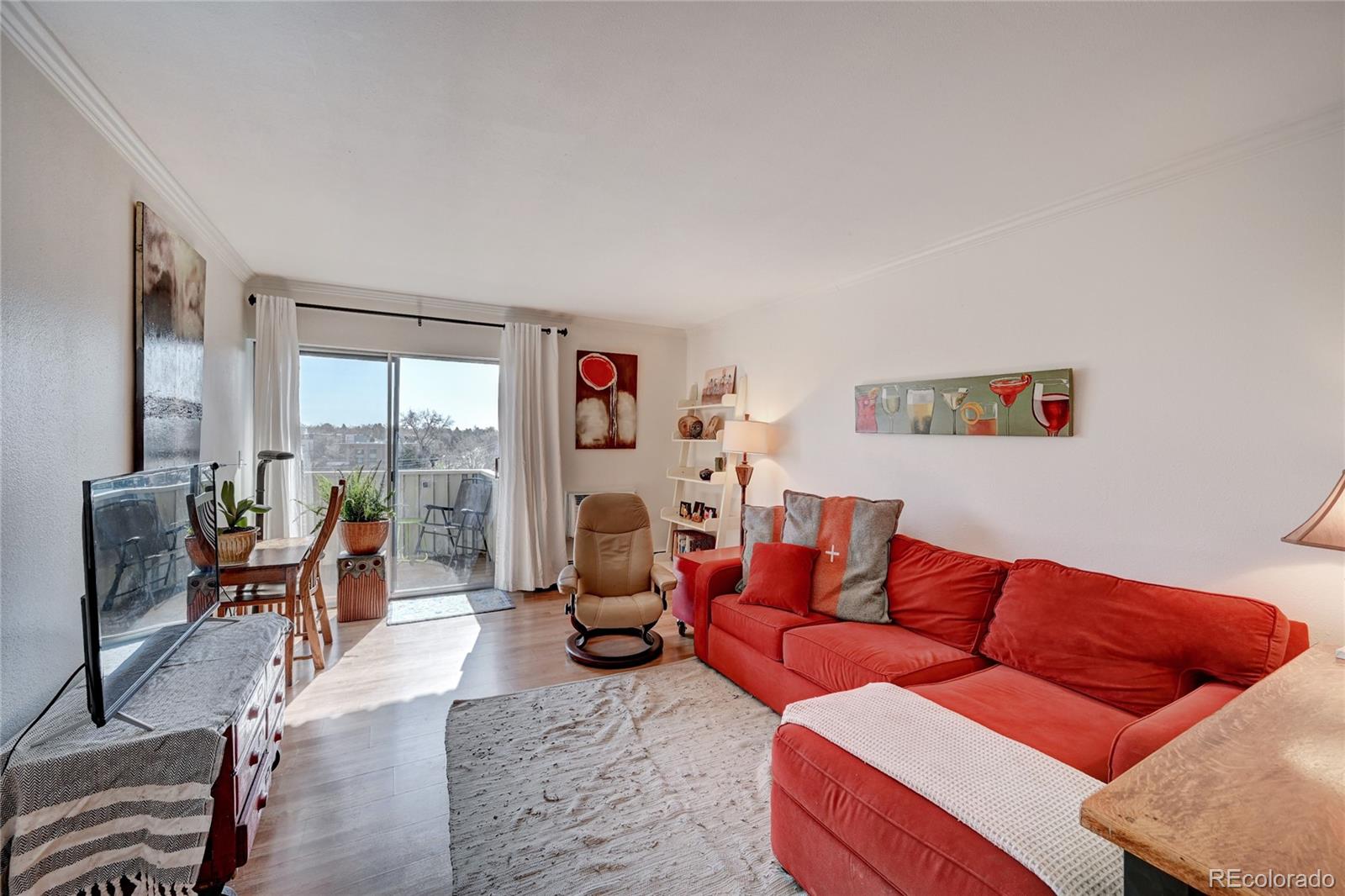 MLS Image #4 for 4110  hale parkway,denver, Colorado