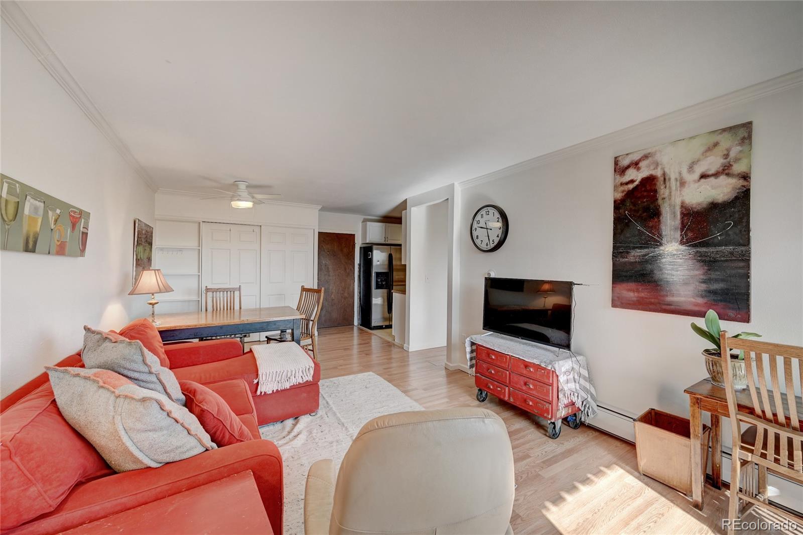 MLS Image #6 for 4110  hale parkway,denver, Colorado