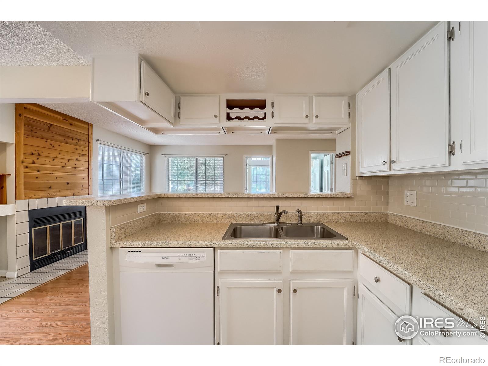 MLS Image #12 for 4887  white rock circle,boulder, Colorado