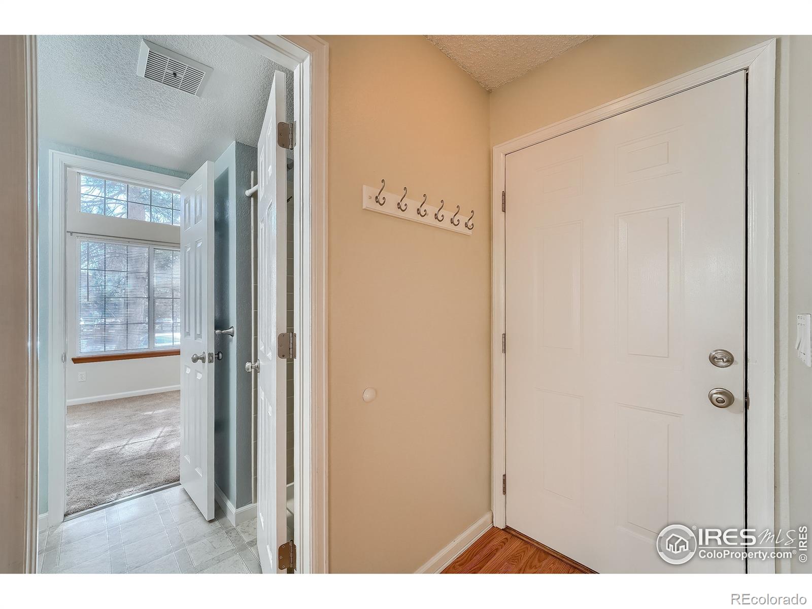 MLS Image #14 for 4887  white rock circle,boulder, Colorado