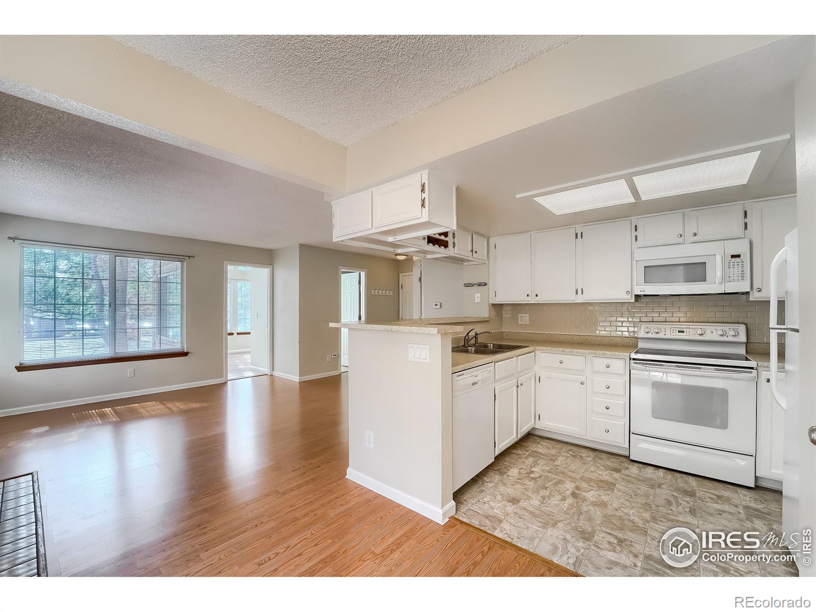 MLS Image #15 for 4887  white rock circle,boulder, Colorado