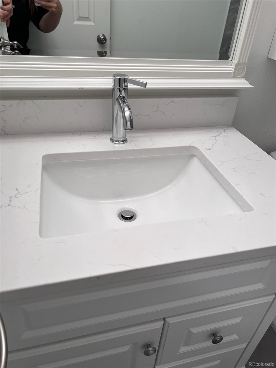 MLS Image #14 for 3883 s truckee court,aurora, Colorado