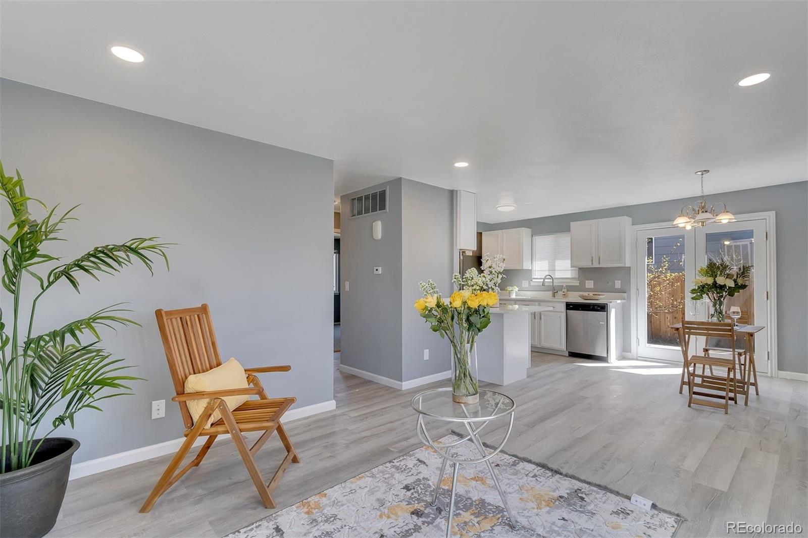 MLS Image #2 for 3883 s truckee court,aurora, Colorado