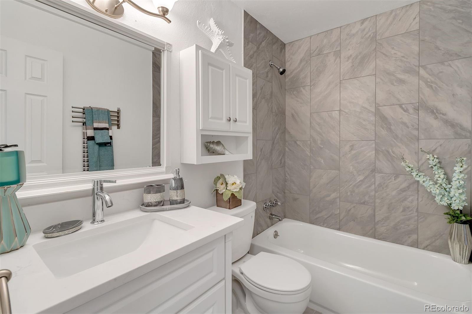 MLS Image #9 for 3883 s truckee court,aurora, Colorado
