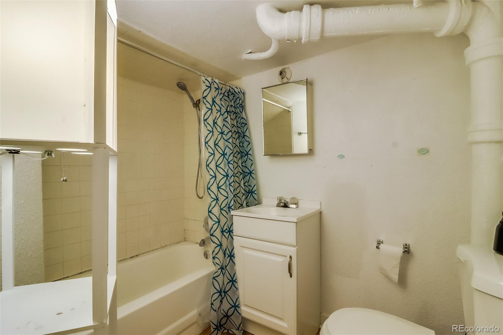 MLS Image #27 for 2295 s downing street,denver, Colorado