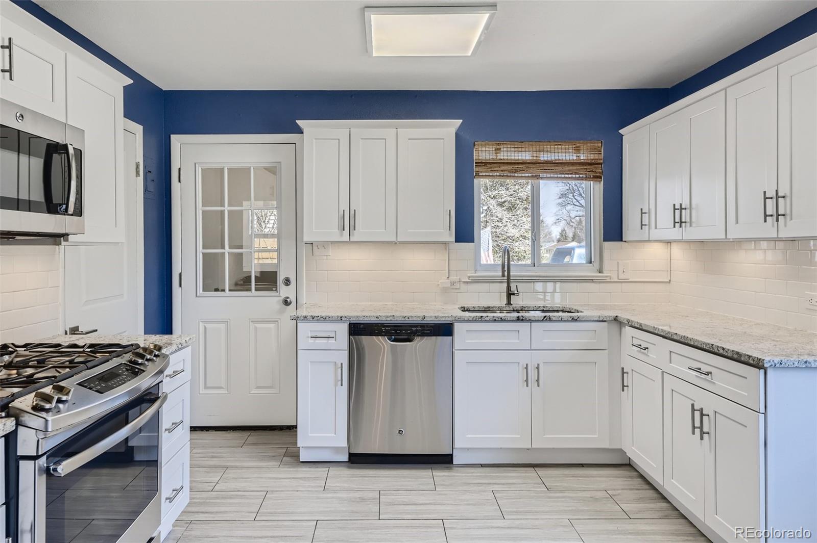 MLS Image #11 for 2305 s knox ,denver, Colorado