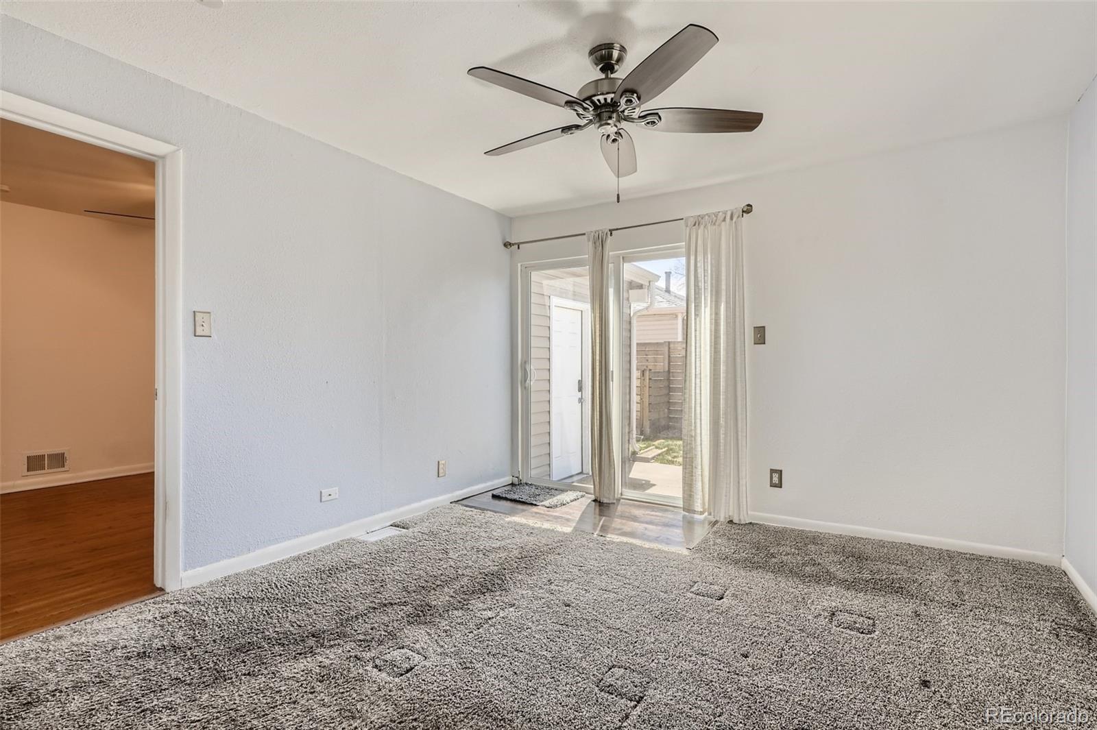 MLS Image #13 for 2305 s knox ,denver, Colorado