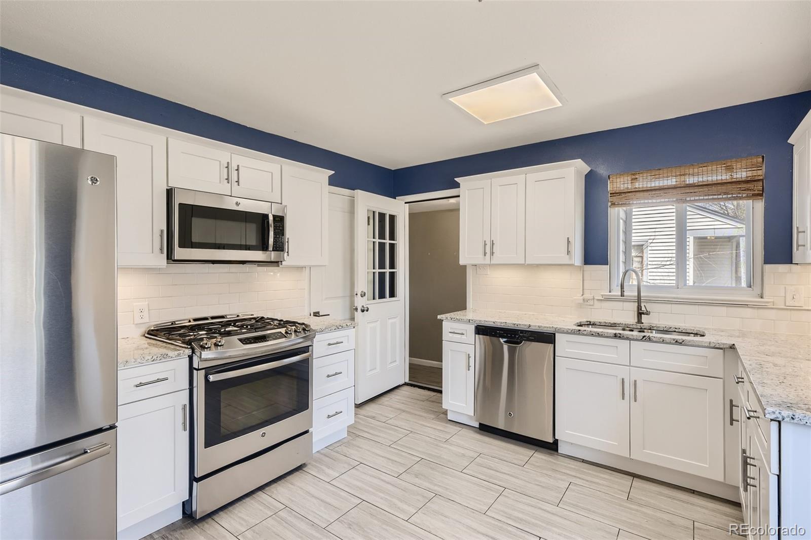 MLS Image #9 for 2305 s knox ,denver, Colorado