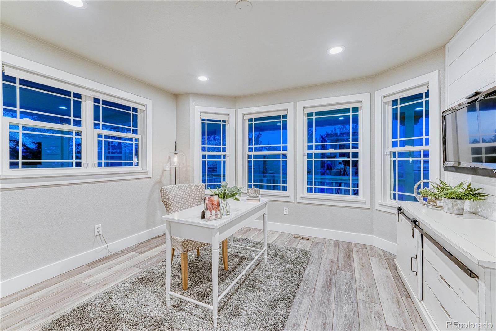 MLS Image #11 for 26218 e long avenue,aurora, Colorado
