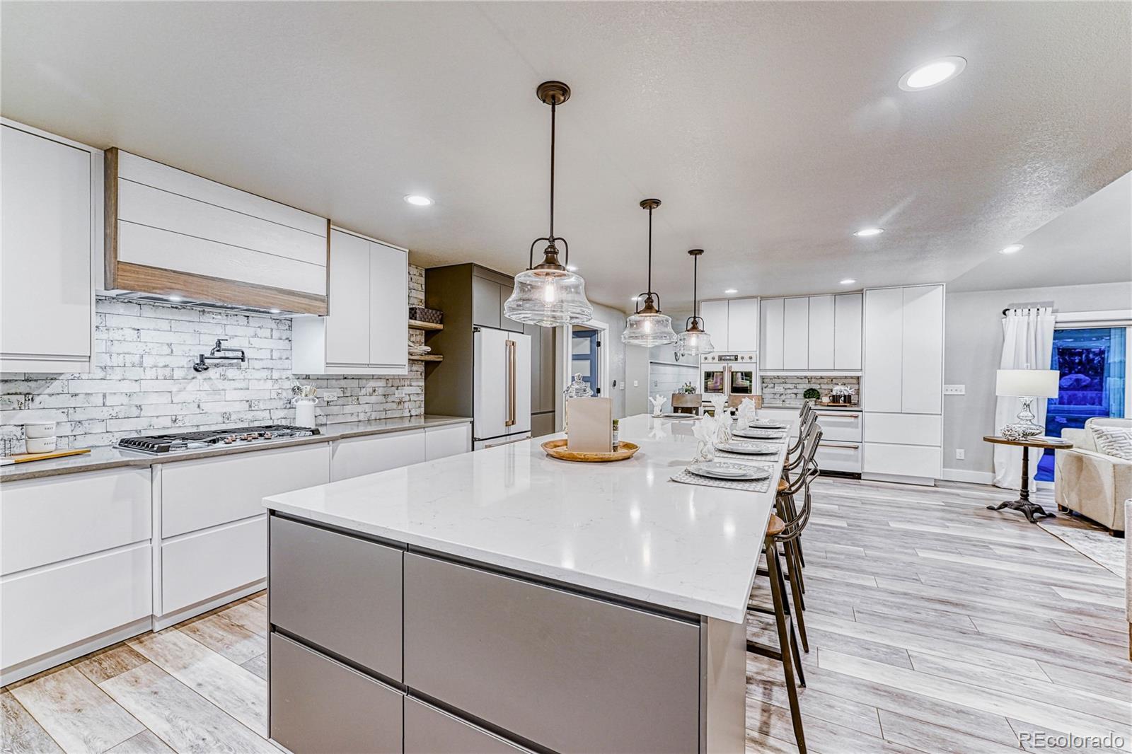 MLS Image #15 for 26218 e long avenue,aurora, Colorado