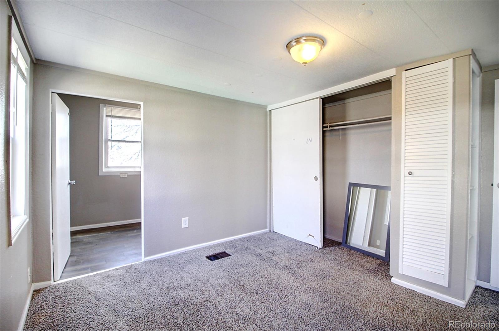 MLS Image #11 for 9016  mandel street,federal heights, Colorado