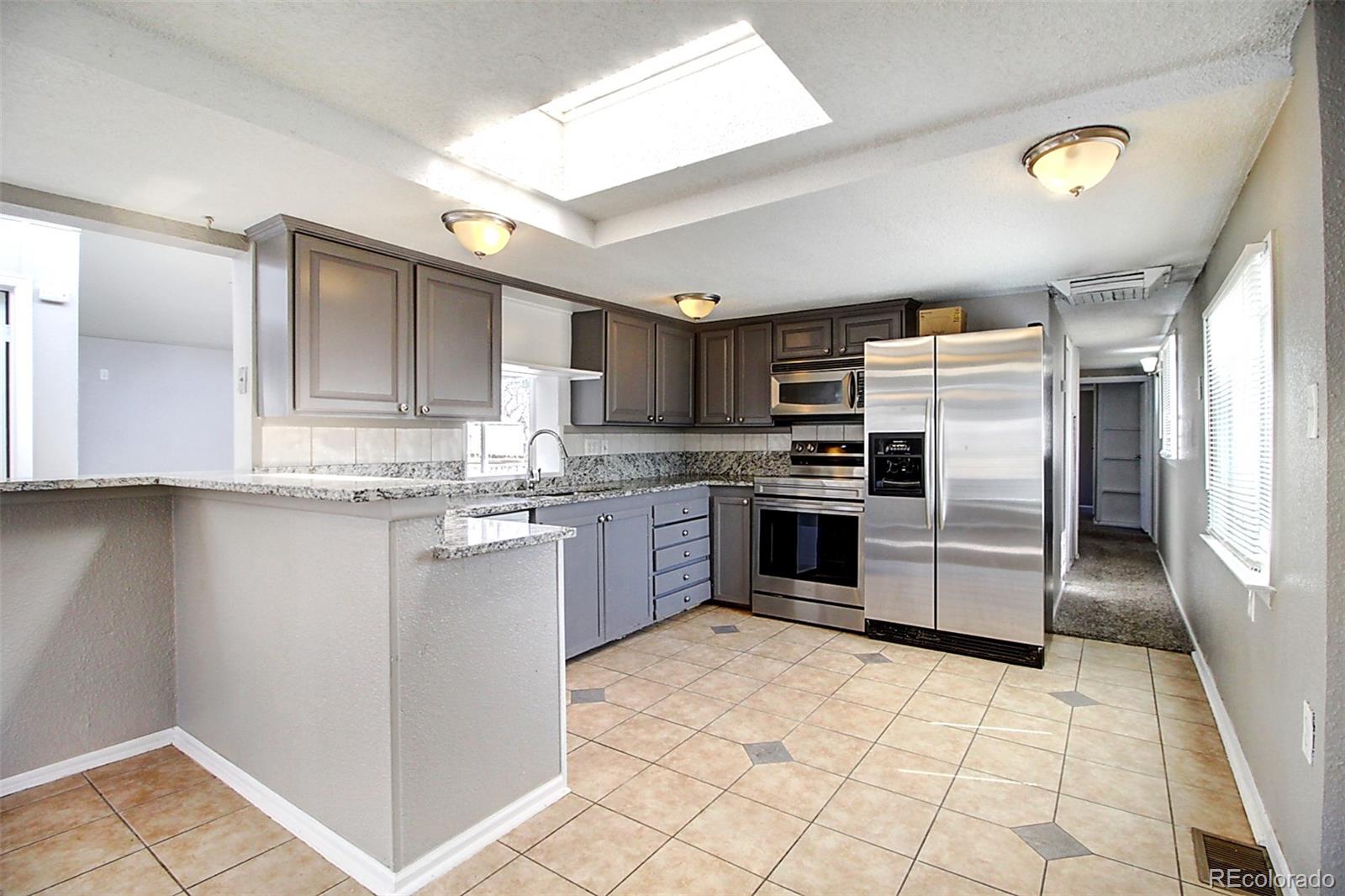 MLS Image #4 for 9016  mandel street,federal heights, Colorado