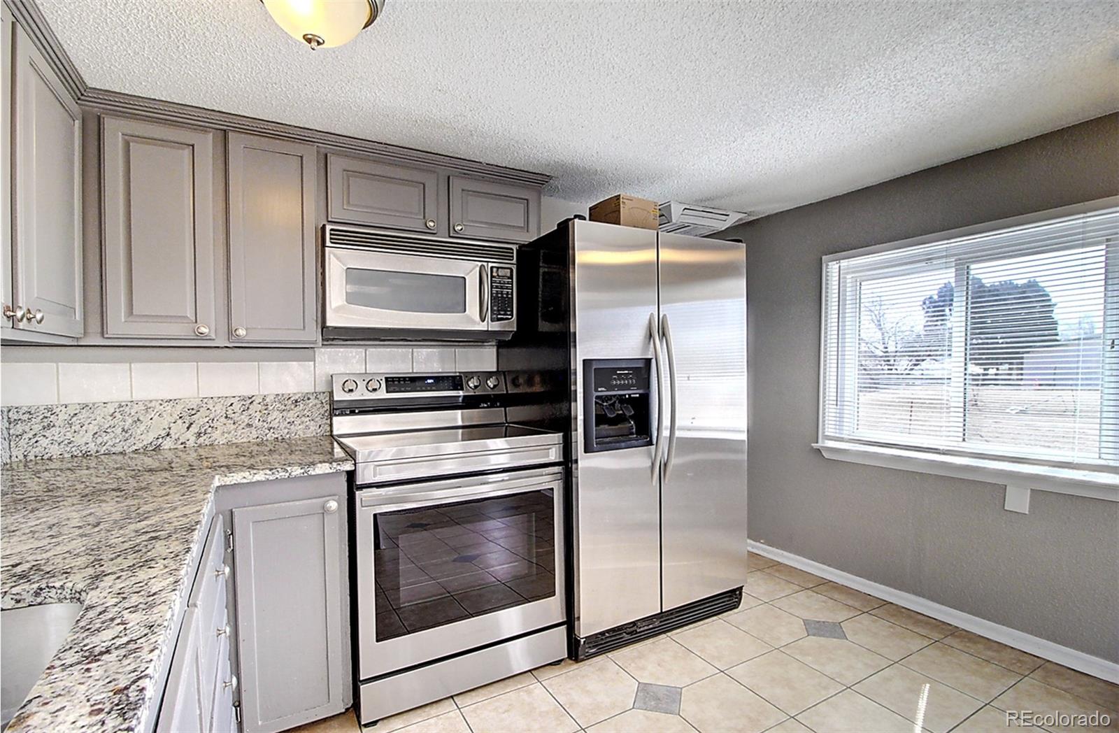 MLS Image #6 for 9016  mandel street,federal heights, Colorado